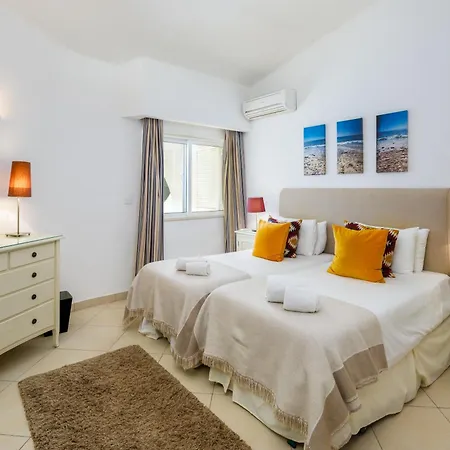 Villa Carlos *